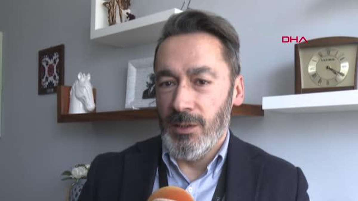 Bursa\'da Tıp Fakültesi Öğretim Üyesi Silah Kabzasıyla Yaralandı