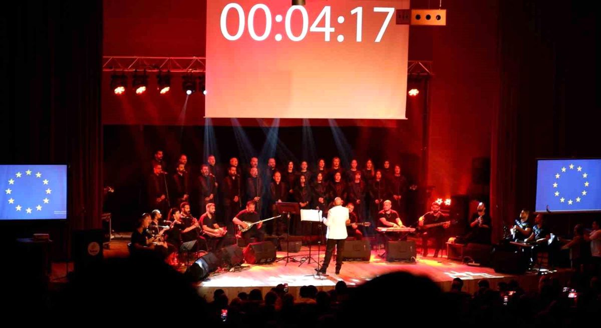Antakya Medeniyetler Korosu depremde kaybettiği üyeleri anısına Edirne\'de konser verdi