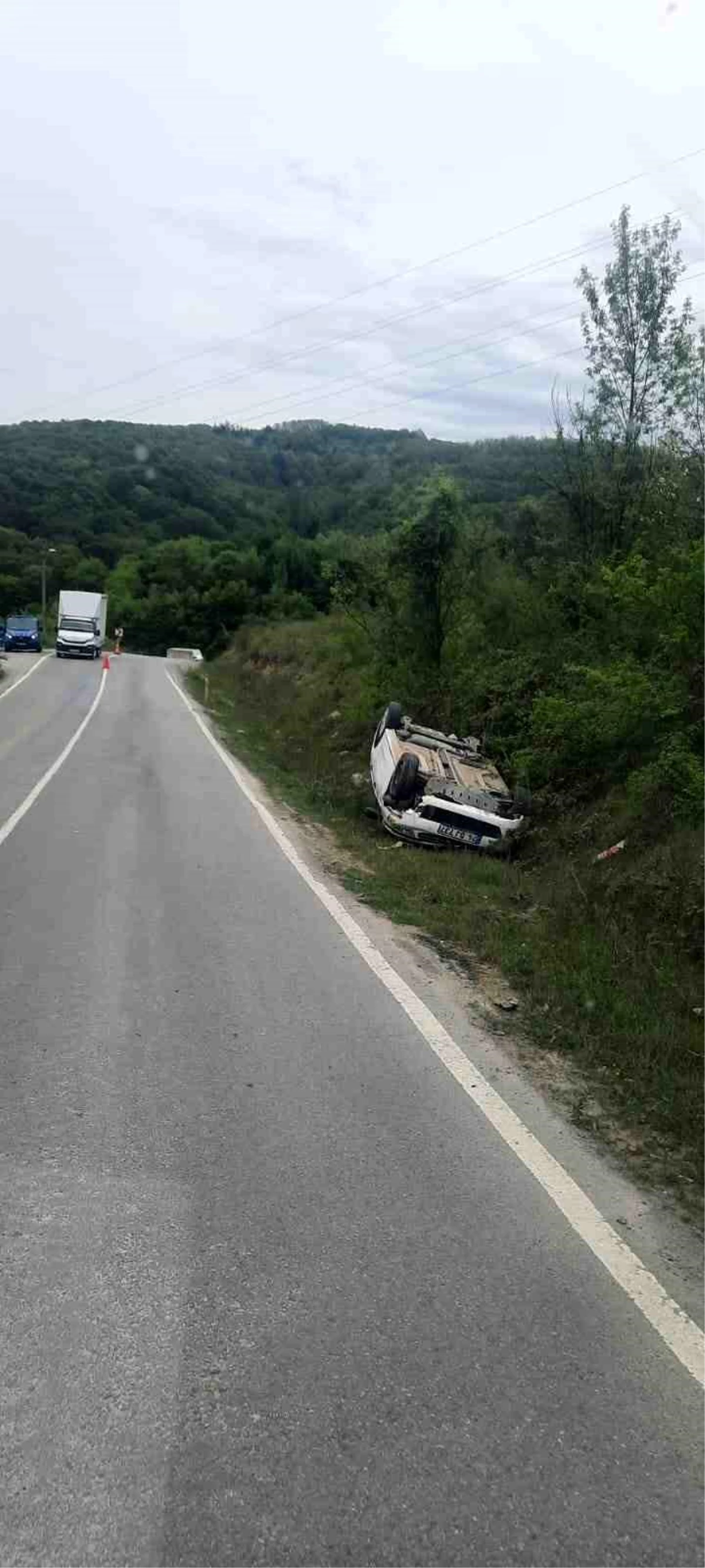 Zonguldak\'ta araç takla attı: 2 kişi yaralandı