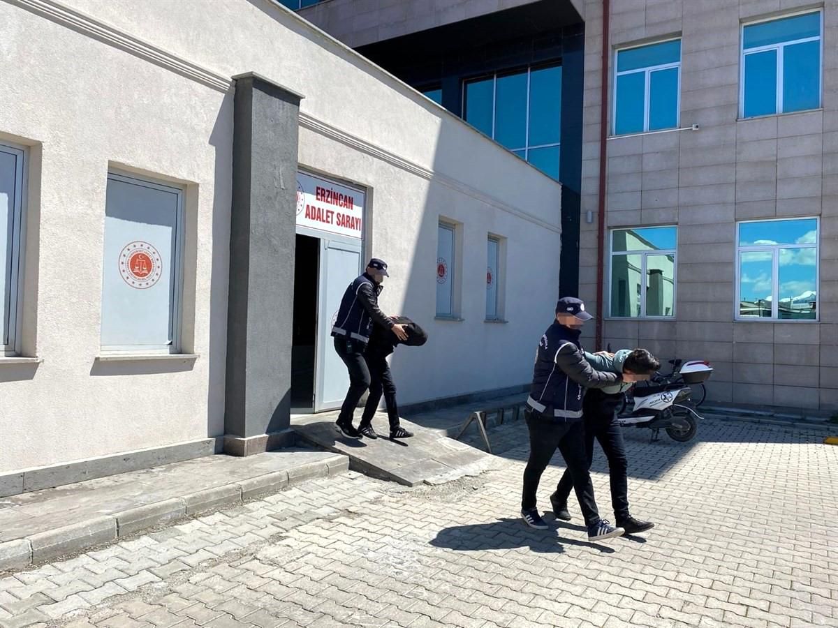 Erzincan\'da Kaçak Göçmen Operasyonu: 2 Tutuklama