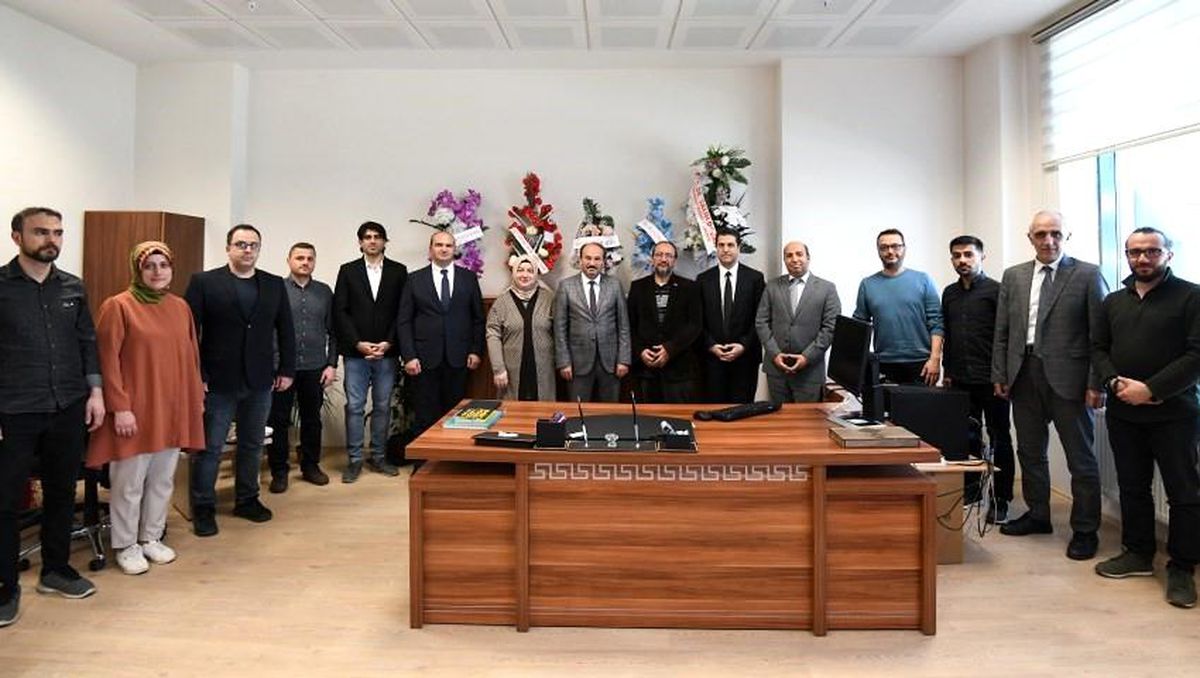 ETÜ Sürekli Eğitim Merkezi ve Bologna Kurum Koordinatörlüğü devir teslimi yapıldı