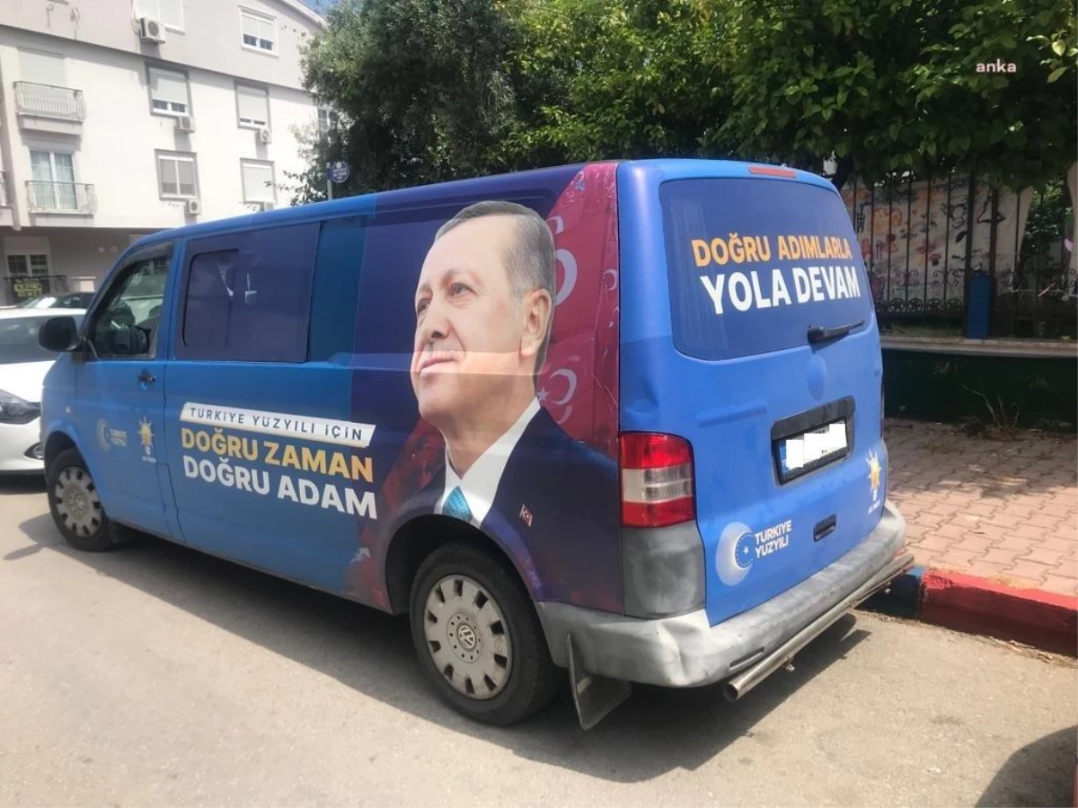İlçe Seçim Kurulu, Erdoğan\'ın Seçim Kanunu\'nu İhlal Eden Türk Bayraklı Görselinin Kaldırılmasına Karar Verdi