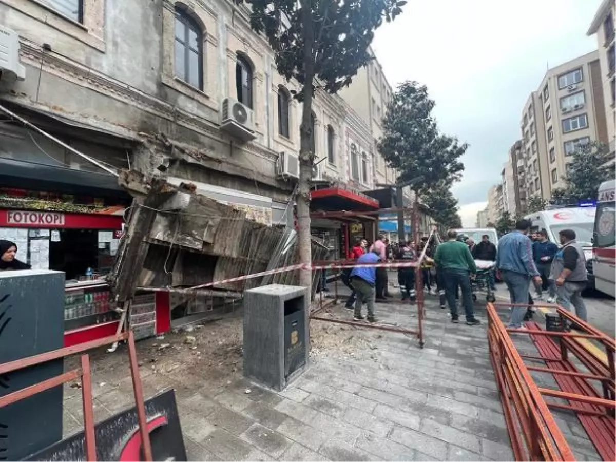 Balıkesir'de sokak yenileme çalışması sırasında sundurma çöktü: 2 işçi yaralandı