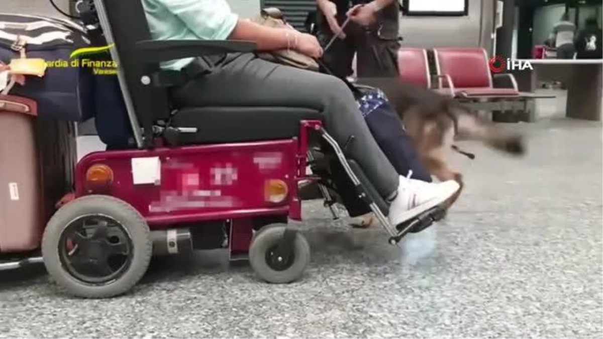 İtalyada havalimanındaki tekerlekli sandalyeden 84 kilogram kokain çıktı
