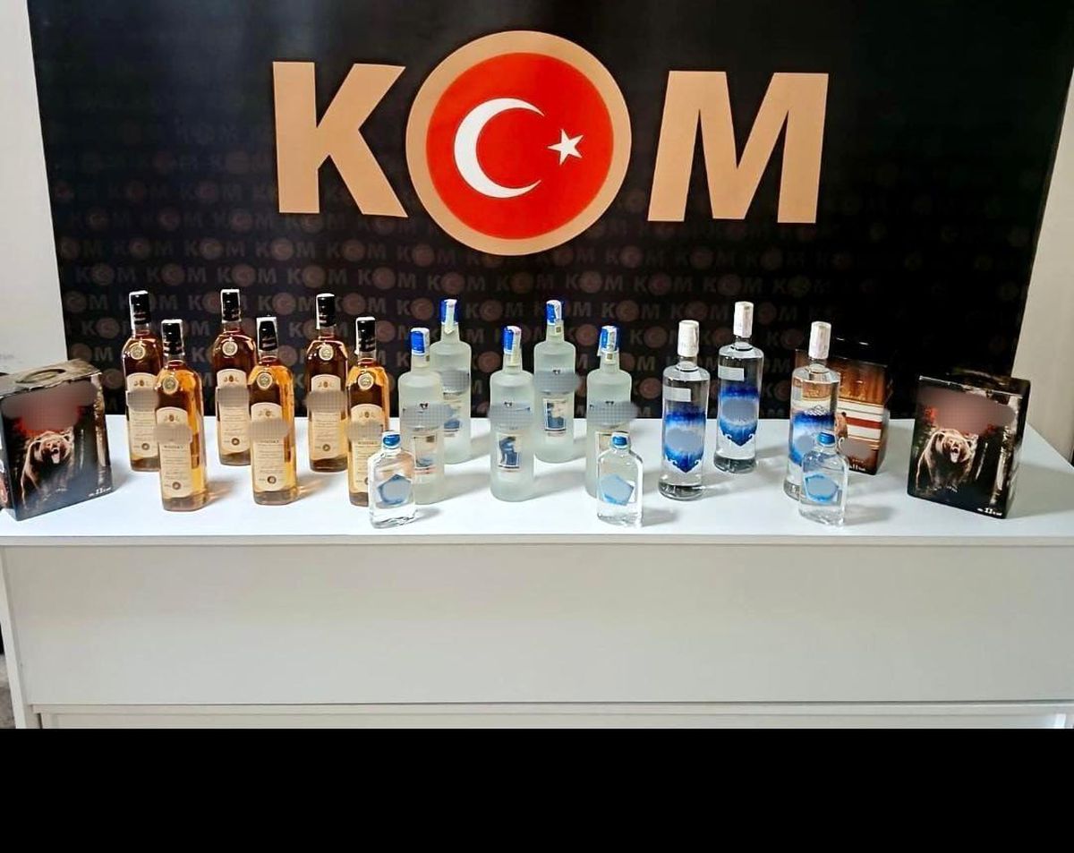Kırklareli\'nde Kaçak İçki Operasyonu: 6 Şüpheli Gözaltına Alındı