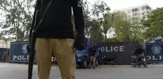 Pakistan'da okula gerçekleştirilen silahlı saldırı sonrası 7 öğretmen hayatını kaybetti