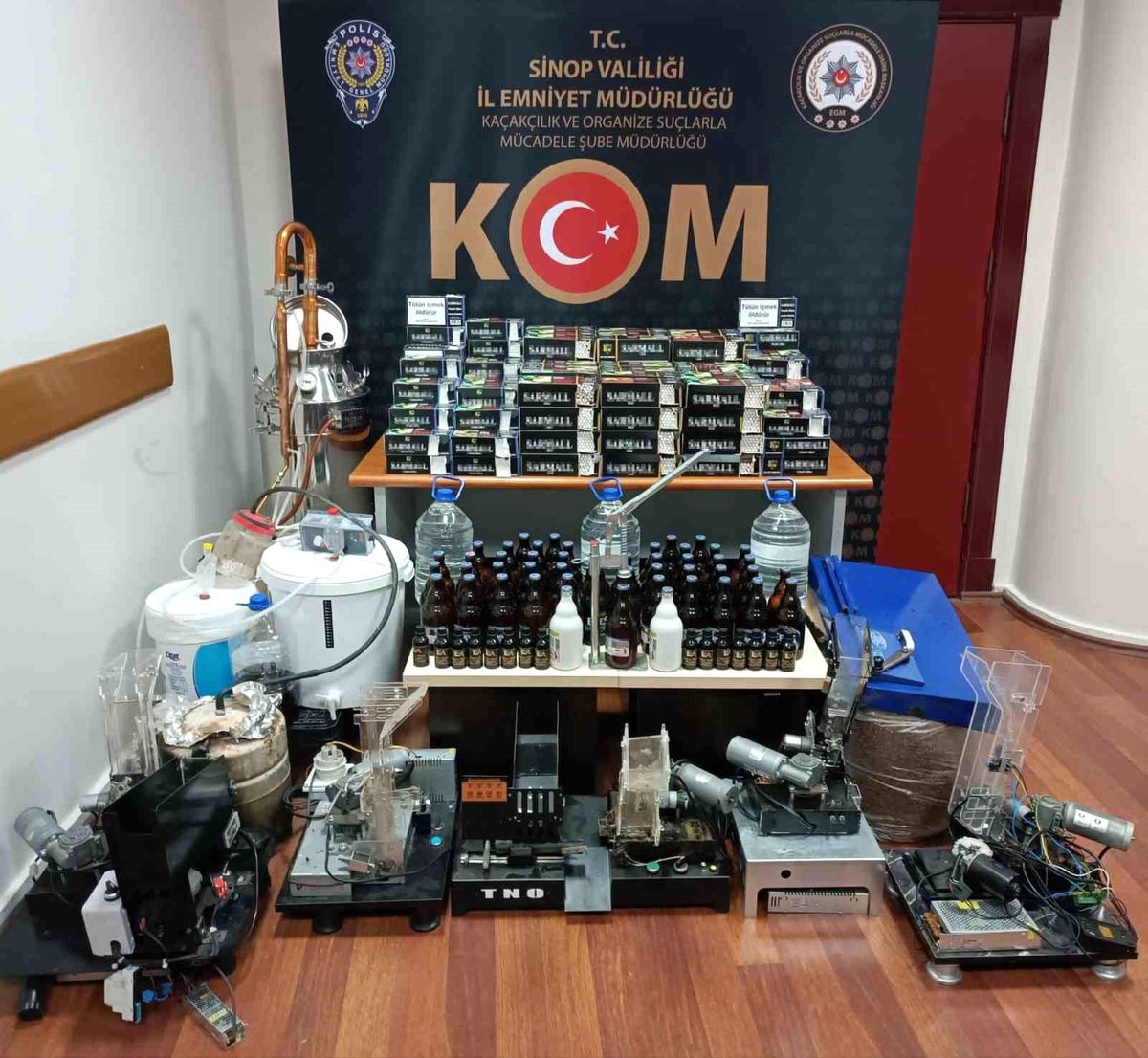 Sinopta Kaçak Sigara ve Alkol İmalathanesine Baskın