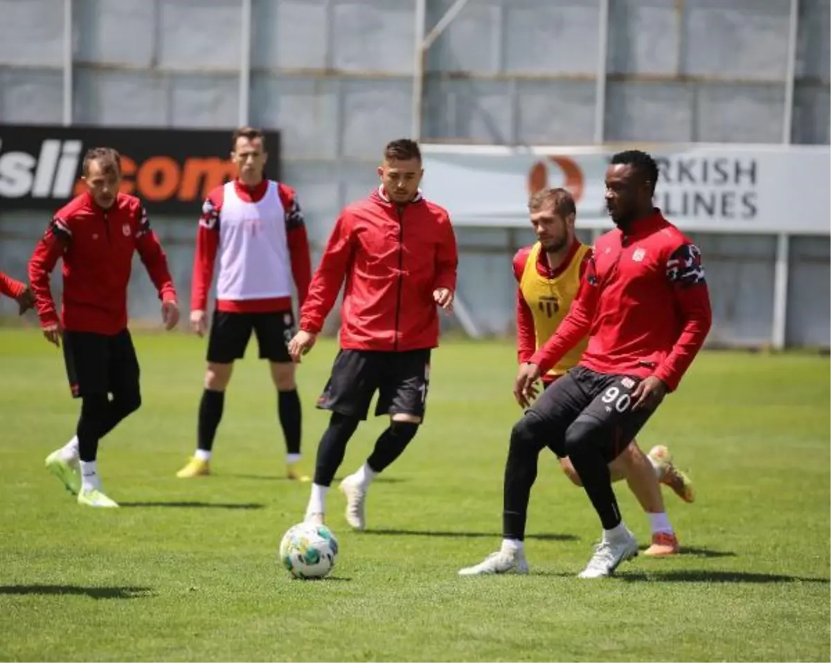 Sivasspor, Ümraniyespor maçı hazırlıklarına başladı