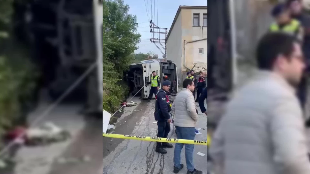 Trabzon\'da midibüs kazası: 4 ölü