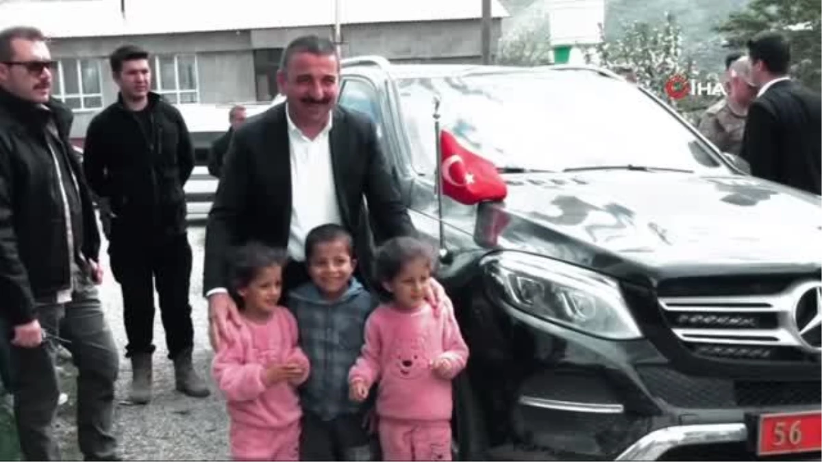 Siirt Valisi Hacıbektaşoğlu Köy Sakinleriyle Bir Araya Geldi