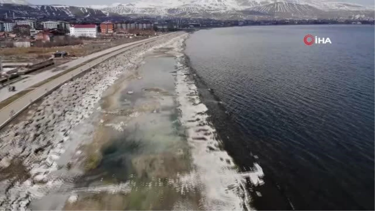 Van Gölündeki çekilmeler ciddi boyuta ulaştı