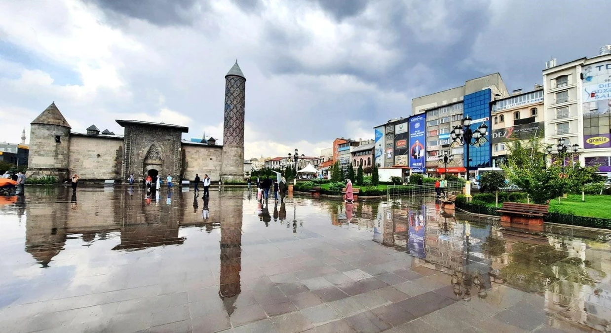 Doğu Anadolu\'da Dört Mevsim Yaşanıyor