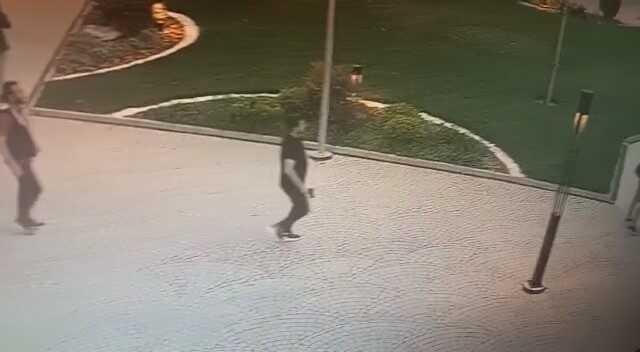 YAPTIĞI AMELİYATLA TIP LİTERATÜRÜNE GİREN PROFESÖR, HASTA YAKINLARI TARAFINDAN DARBEDİLDİ