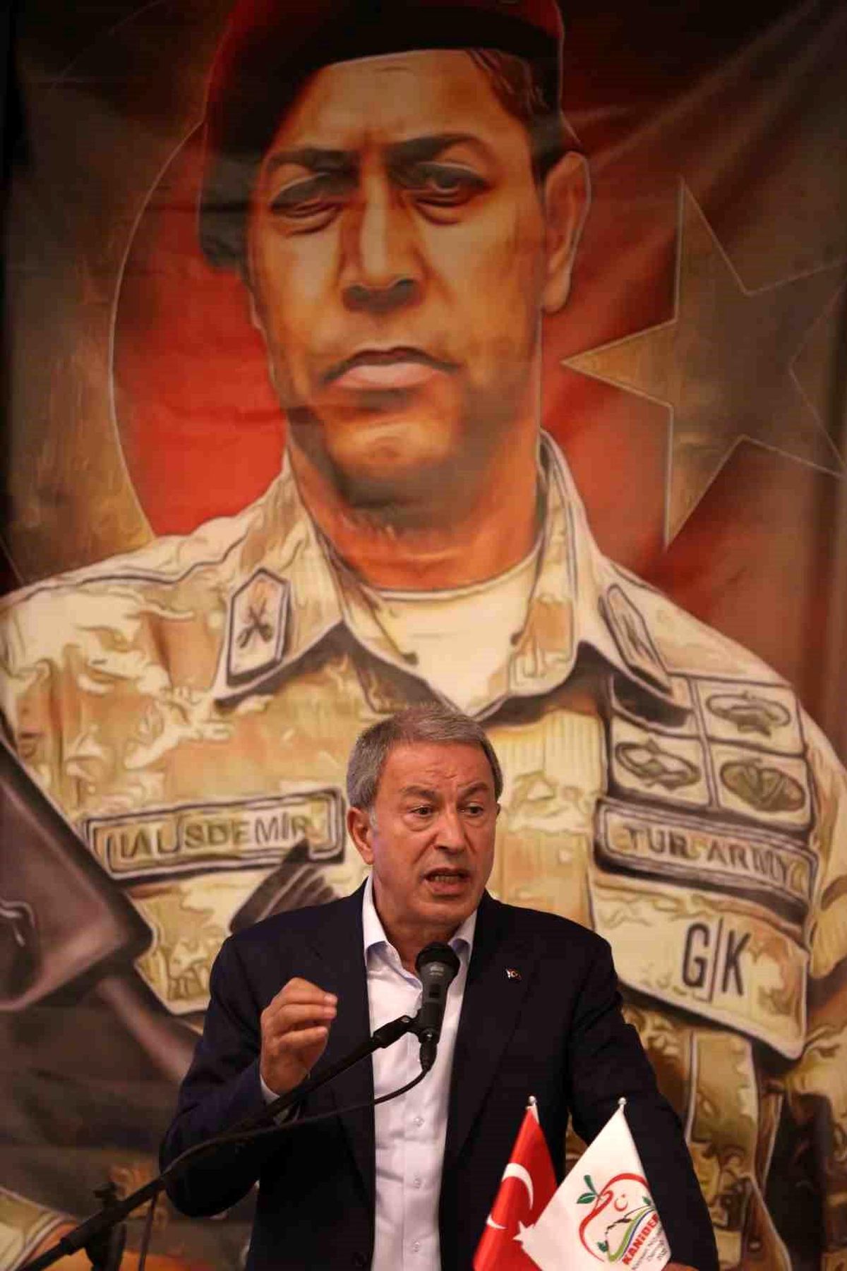 Milli Savunma Bakanı Hulusi Akar: Terör mücadelesi artan bir tempoda devam ediyor