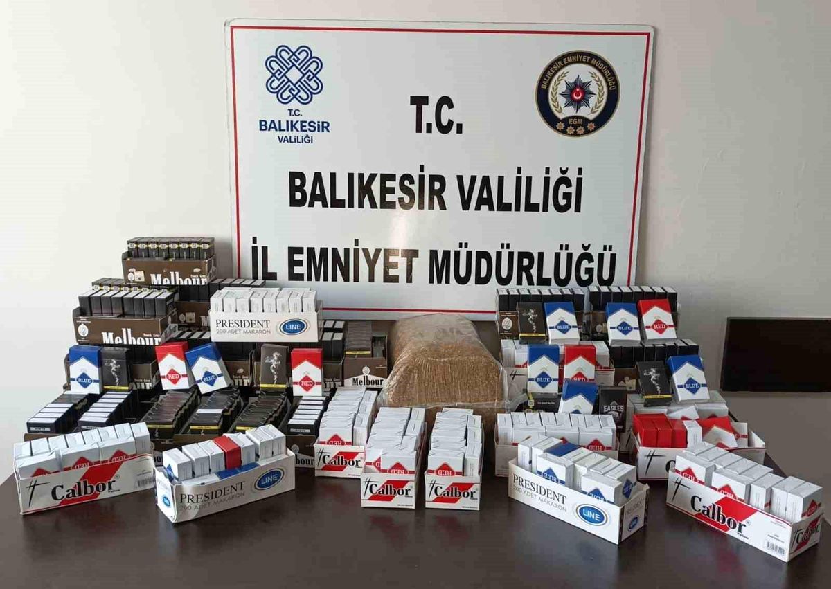Balıkesir\'de Kaçak Tütün Operasyonu: 22 Bin 840 Adet Dolu Makaron Ele Geçirildi