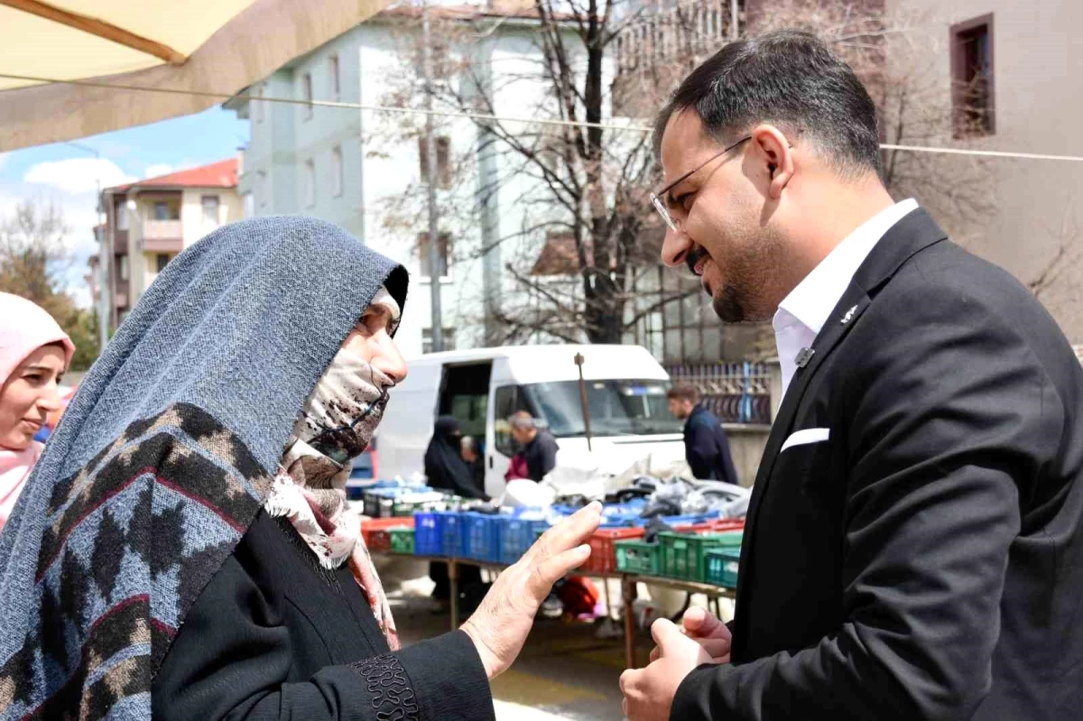 AK Parti Erzurum Milletvekili Adayı Kocaaliler, seçim gezisinde vatandaşları dinledi