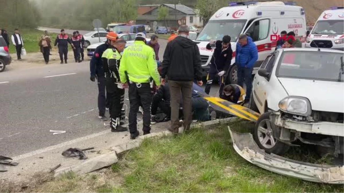 Bolu\'da Kavşakta Meydana Gelen Trafik Kazasında 7 Kişi Yaralandı