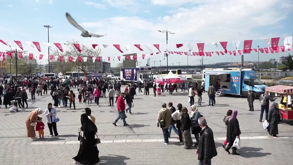 Usta terzi İstanbul\'da milletvekili adayları için takım elbise dikiyor