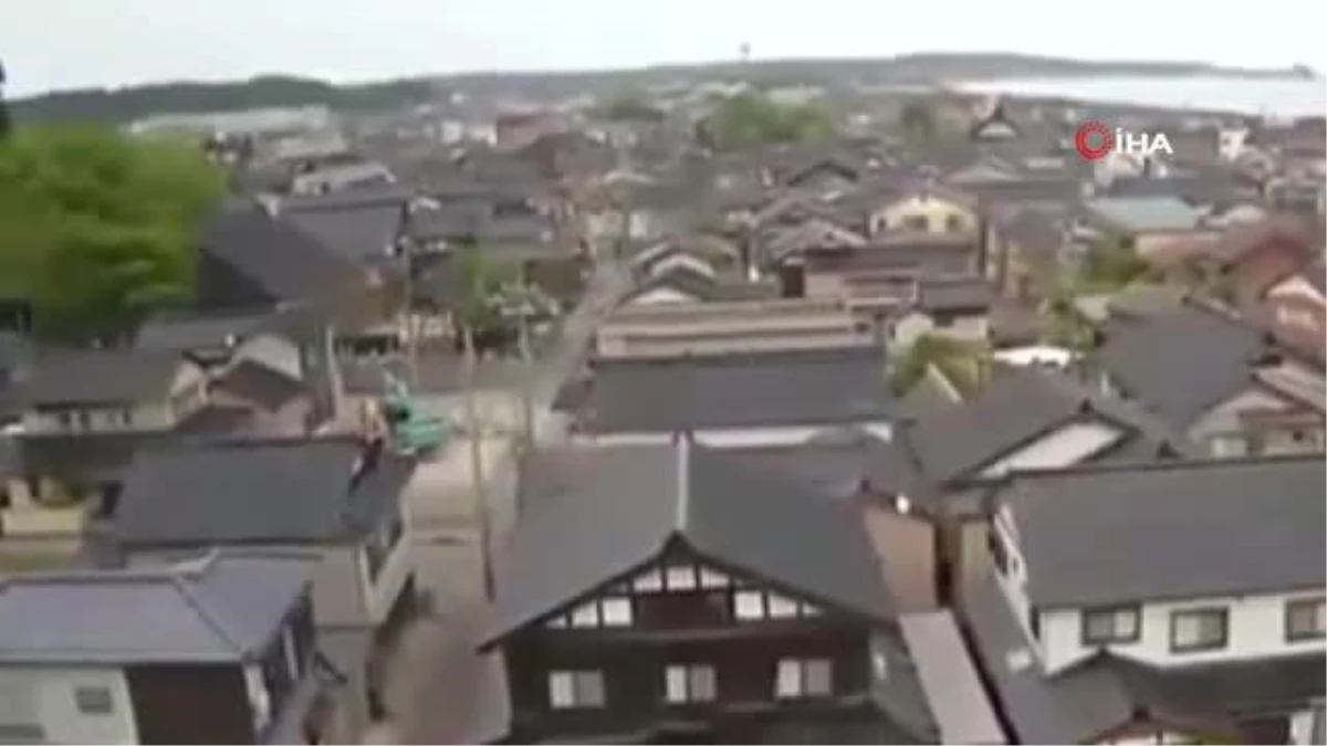 Japonya\'da 6.5 Büyüklüğünde Deprem: Merdivenden Düşen 1 Kişi Öldü