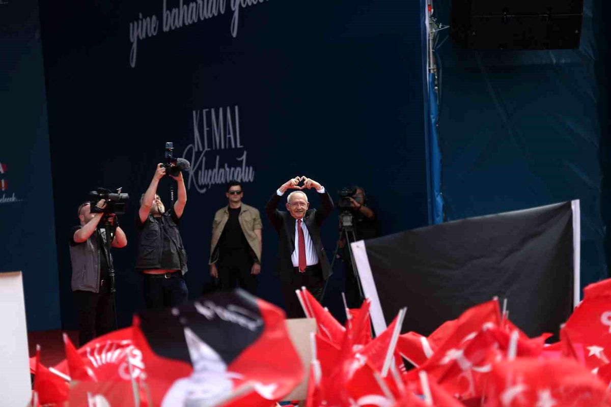 Kılıçdaroğlu: "Onlar 5\'li çetelere, Bay Kemal vatandaşa çalışacak"