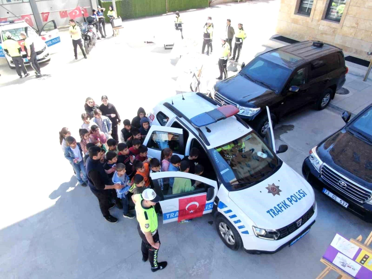 Şırnak\'ta \'Trafik Güvenliği Haftası\' etkinlikleri gerçekleştirildi