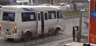 Afyonkarahisarda dolu ve sağanak etkili oldu vatandaşlar hazırlıksız yakalandı