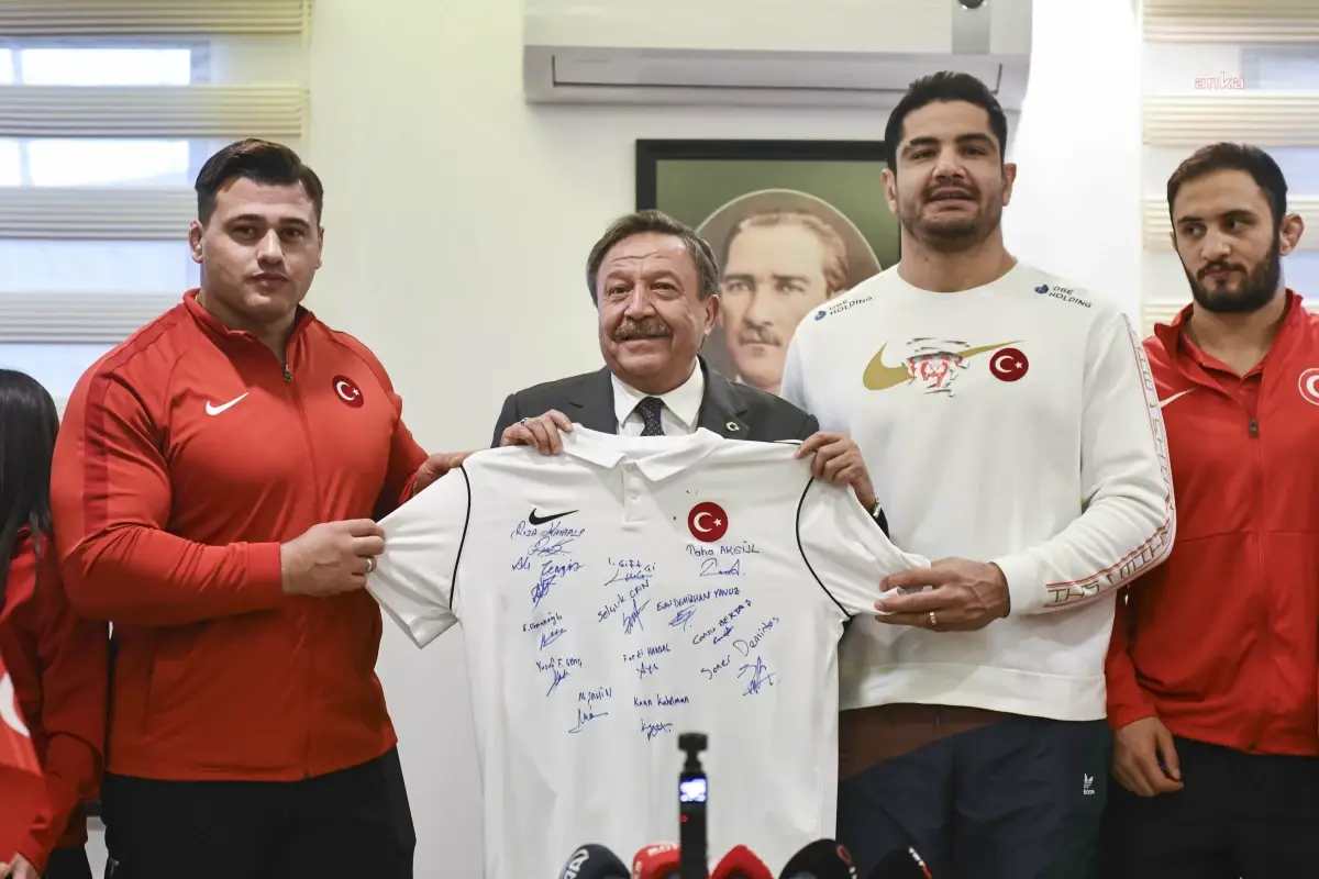 ASKİ Sporlu Milli Sporcular Basın Mensuplarıyla Buluştu