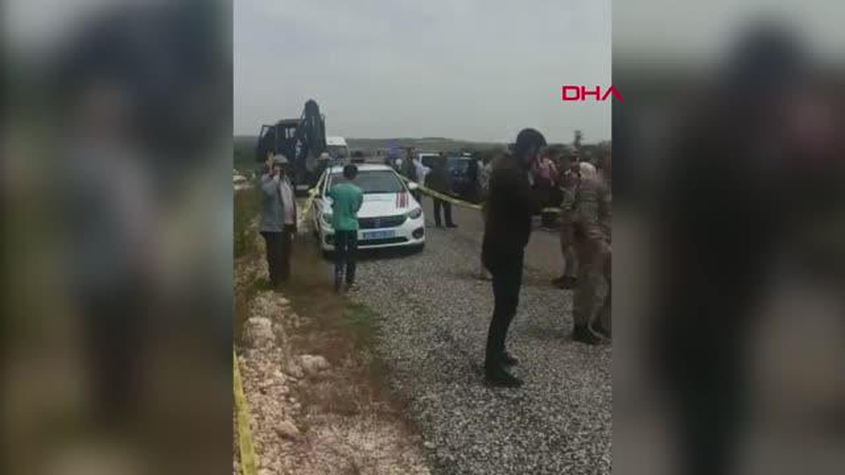 Şanlıurfa\'da düğüne giden otomobil sulama kanalına uçtu: 2 ölü, 1 yaralı, 1 kayıp