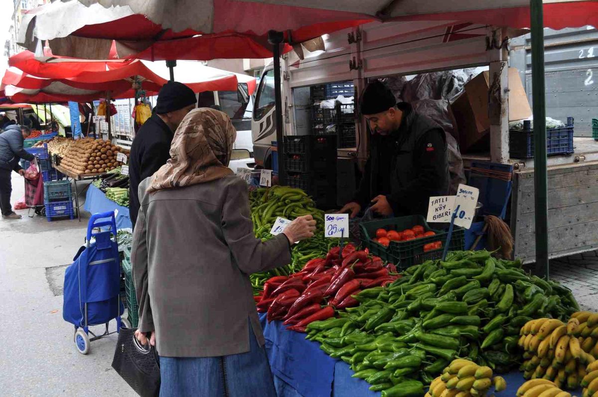 Pazarcı Esnafı Vergilendirmede Basit Usulden Yararlanacak