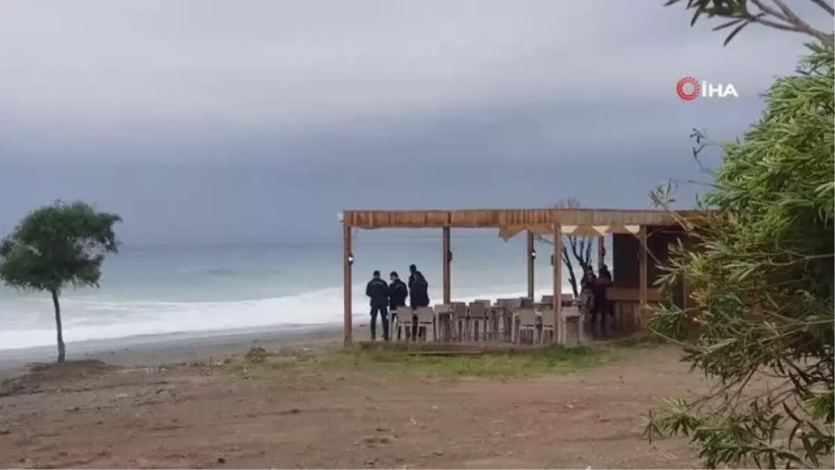 Antalya\'da Denize Giren Genç Adam Boğularak Hayatını Kaybetti