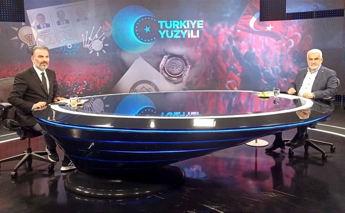 HÜDA PAR Genel Başkanı Yapıcıoğlu: "Türkiye\'yi yolundan alıkoymak ve ortalığı karıştırmak isteyen bir güruh var"
