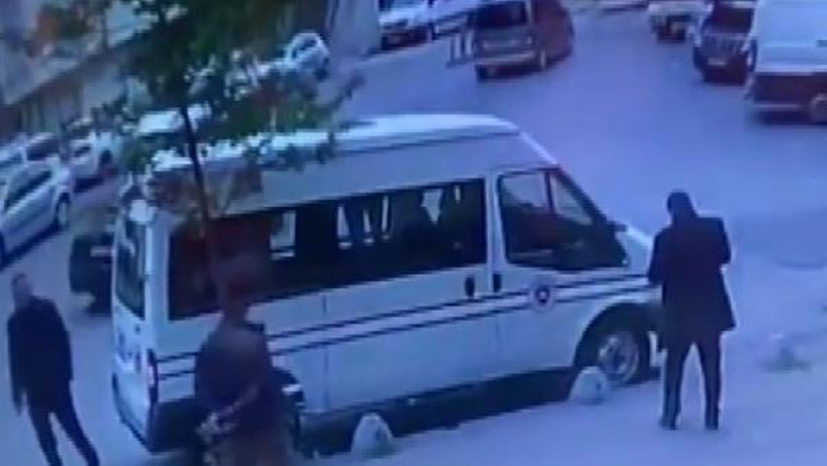 Hakim, sara nöbeti geçiren kişiyi bacağından vurdu