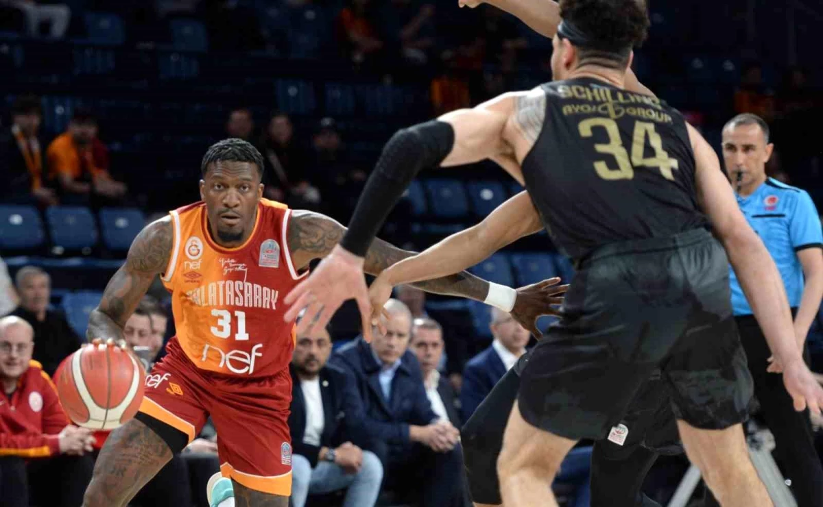 Galatasaray Nef Türkiye Sigorta Basketbol Süper Ligi\'nde Konyaspor\'u mağlup etti
