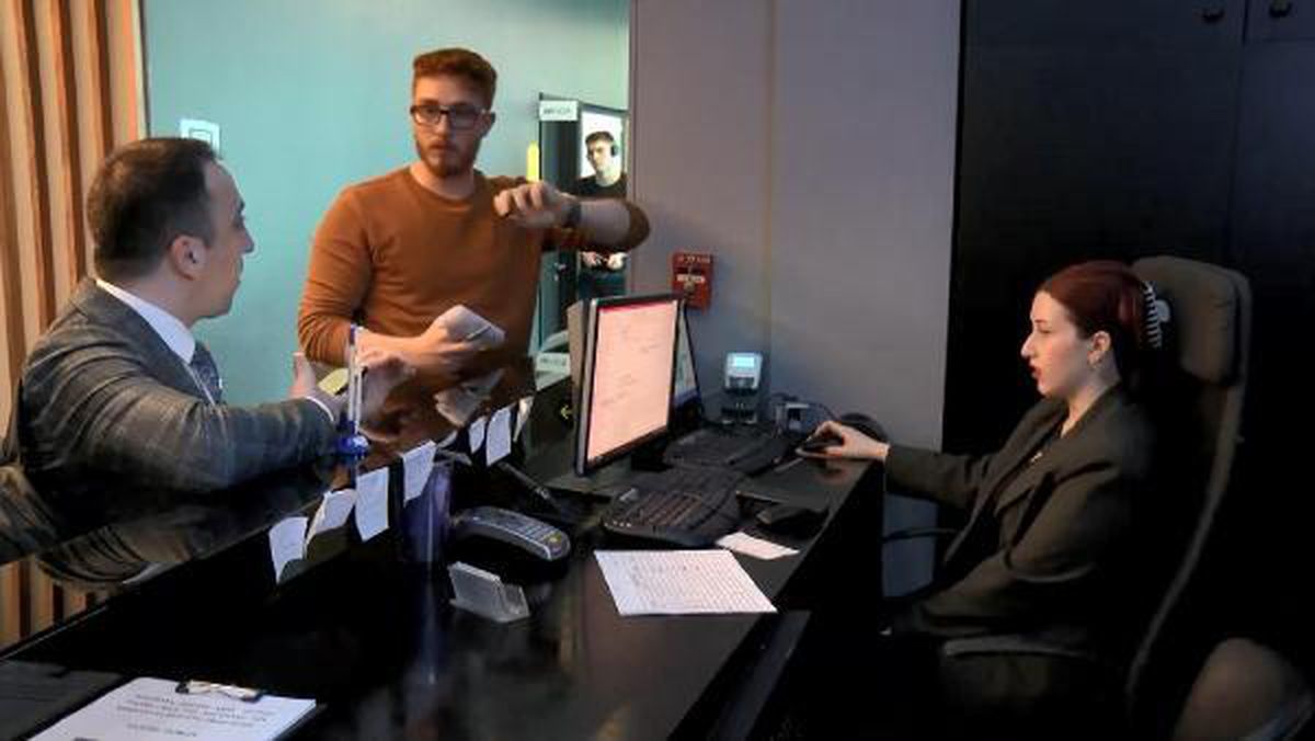 Levent\'teki spor salonunda yüzlerce üyeyi dolandırdıkları iddia edilen çalışanlara suç duyurusu