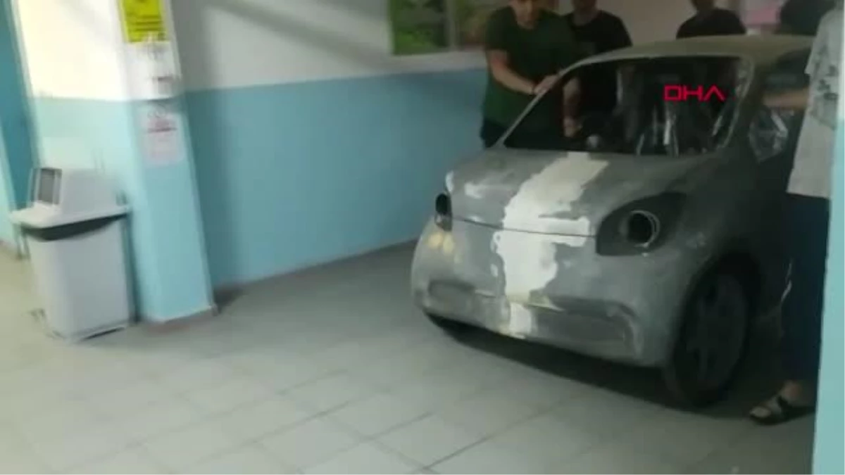 Erbaa Yılmaz Kayalar Fen Lisesi öğrencileri elektrikli araç yarışmasında birinci oldu