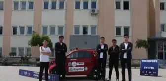 Erbaa Yılmaz Kayalar Fen Lisesi öğrencileri elektrikli araç yarışmasında birinci oldu