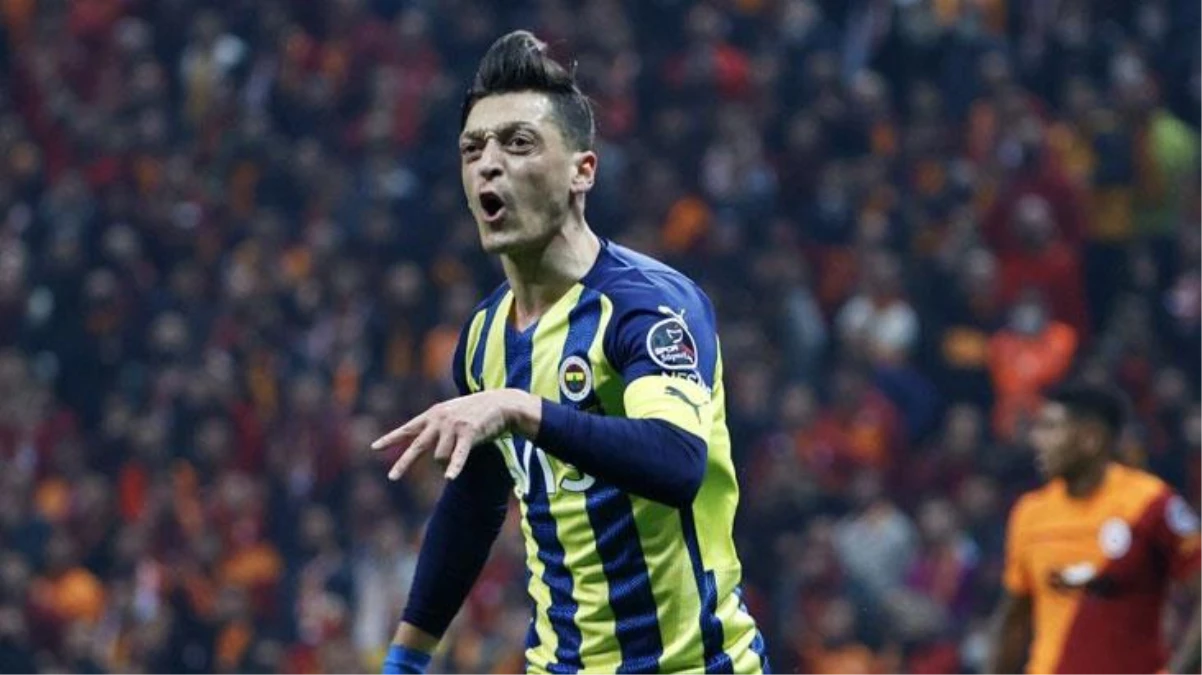 Mesut Özil, en iyi ilk 11\'ini kurdu! Listede iki sürpriz Türk futbolcu da var!