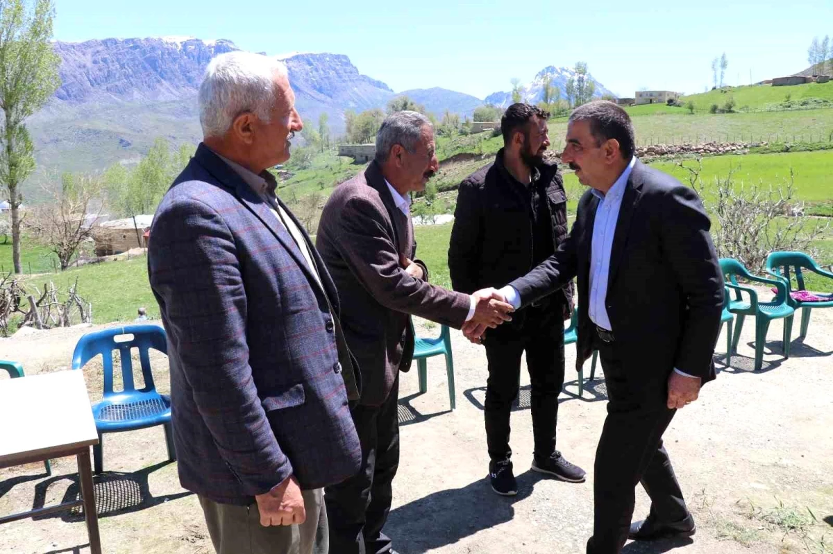 Siirt Valisi Hacıbektaşoğlu köy ziyaretlerine devam ediyor
