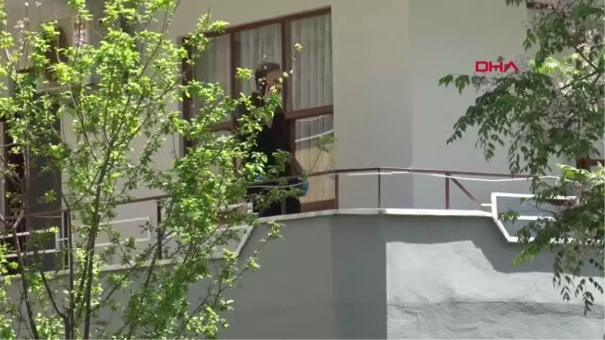 Alanya\'da Elbise Dolabında Ölü Bulunan Kadının Oğlu Yakalandı