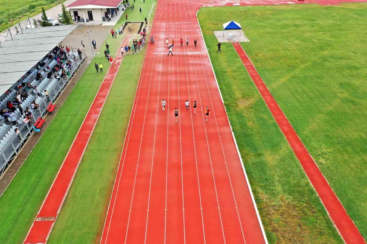 Aydın\'da Yapılan Atletizm Seçmelerinde En Hızlı Atletler Belirlendi