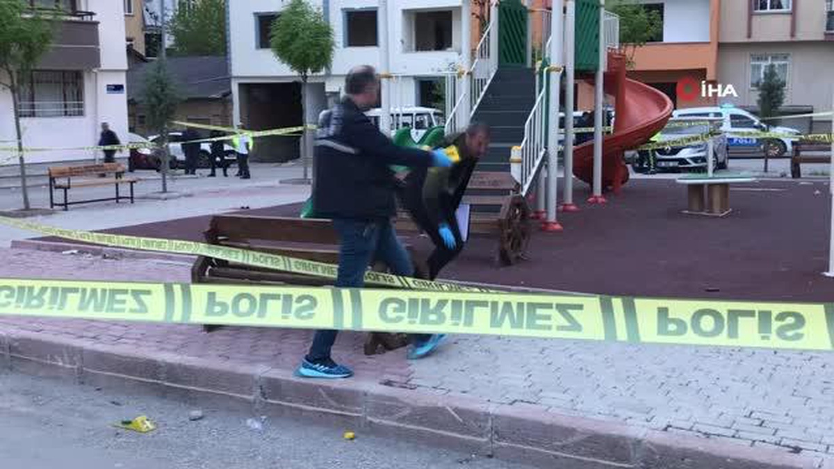 Elazığ\'da çocuk oyun parkına pompalı tüfekli saldırı: 3 yaralı