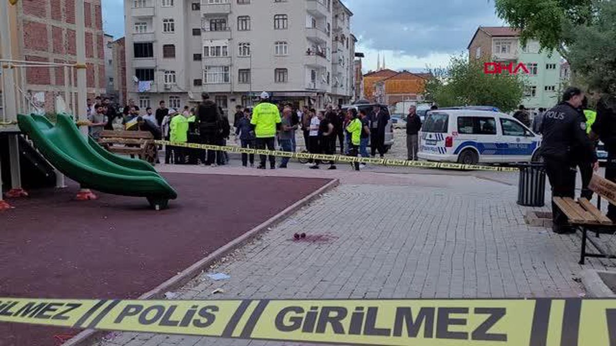 Elazığ\'da Pompalı Tüfekli Saldırı: 1 Ağır 3 Yaralı