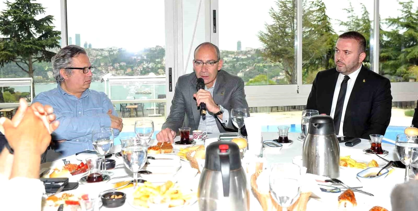 Fenerbahçe yöneticisi Pekin, TFF\'ye açılan tazminat davaları hakkında konuştu