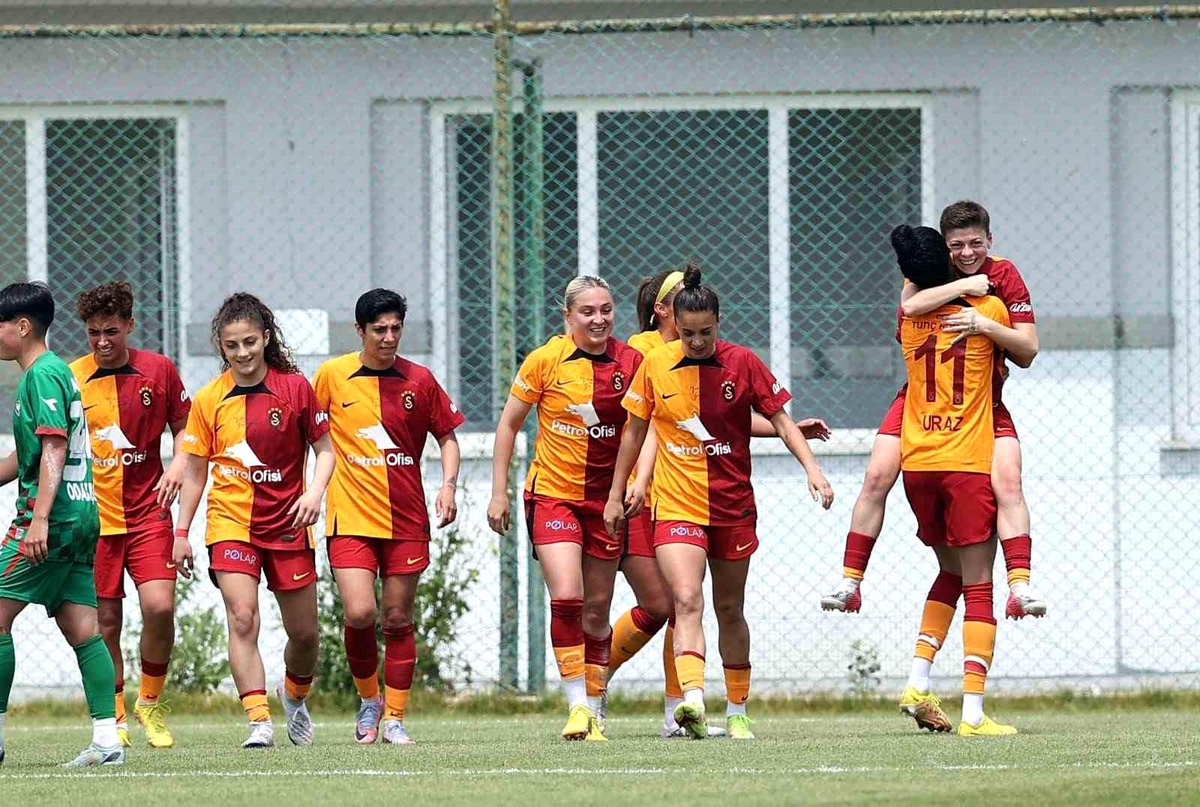 Galatasaray Kadın Futbol Takımı yarı finale yükseldi