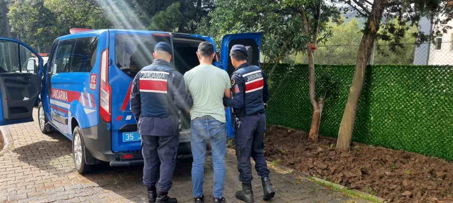 İzmir\'de operasyon: 13 şahıs tutuklandı