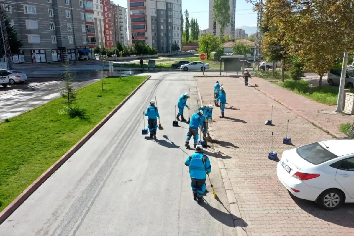 Kocasinan Belediyesi, Modern Araç ve Personel İle Temizlik Seferberliği Başlattı