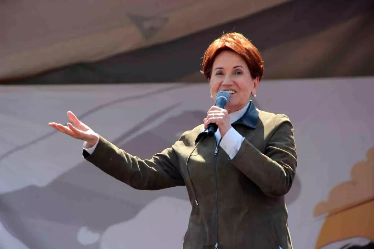 Meral Akşener: "İnanın böyle rezilliklerle dolu seçime ilk defa gidiyoruz"