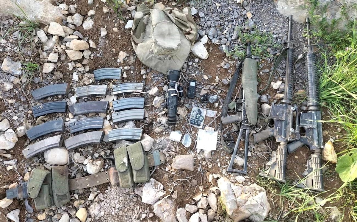 Pençe-Kilit Operasyonu\'nda Teröristlere Ait Silah ve Mühimmat Ele Geçirildi