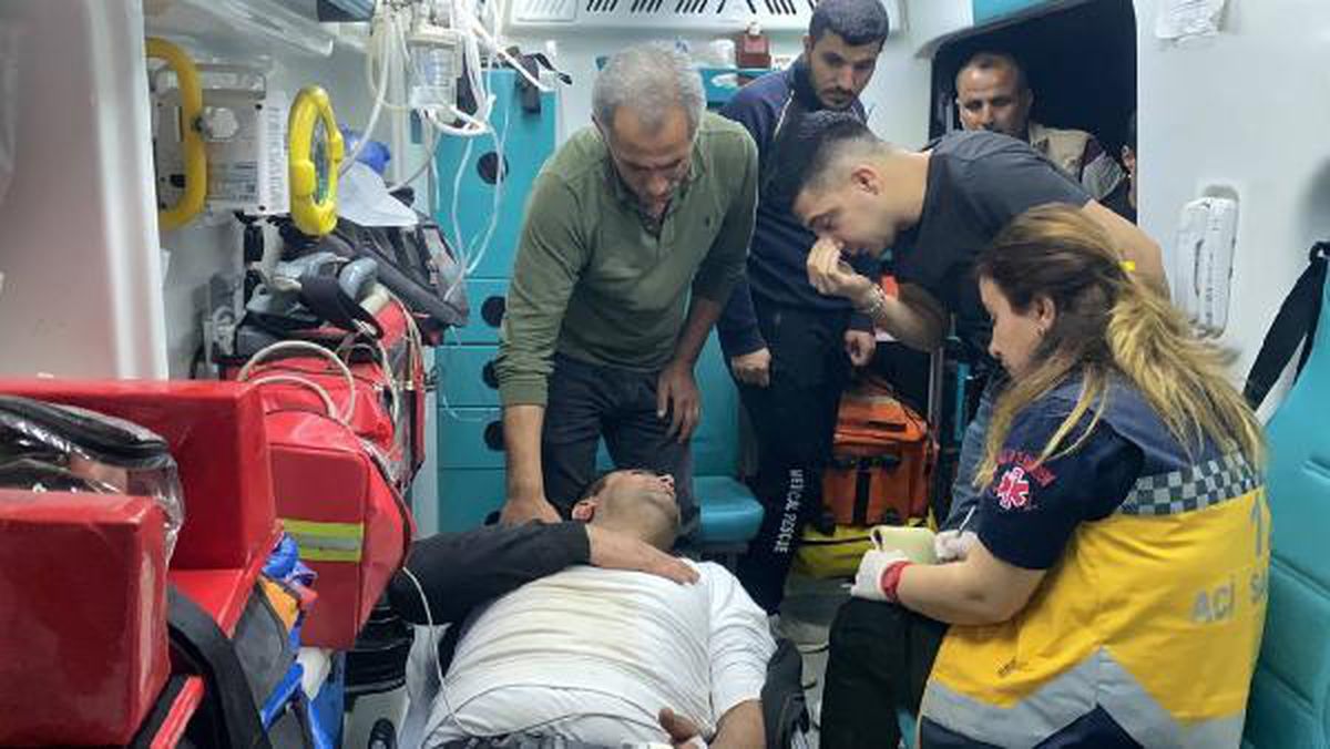 Şanlıurfa\'da Otomobil Sulama Kanalına Uçtu: Anne ve 5 Çocuk Kayboldu