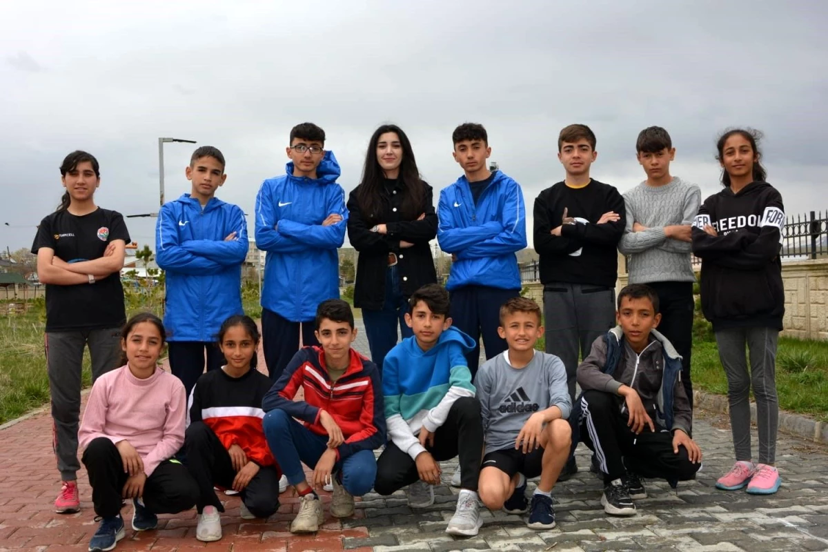 Aşkale İnkilap İlköğretim Okulu Türkiye Atletizm Yarışmalarında 4. Oldu
